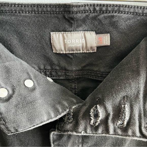 Torrid Feel the Fit Skinny Jeans Women's 14R Black High Rise Button Fly - Picture 6 of 12